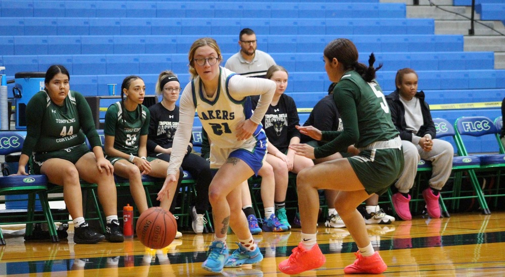 Women's Basketball Drops Conference Game on the Road