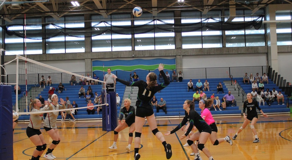 Volleyball Clean Sweeps Monroe Community College POD