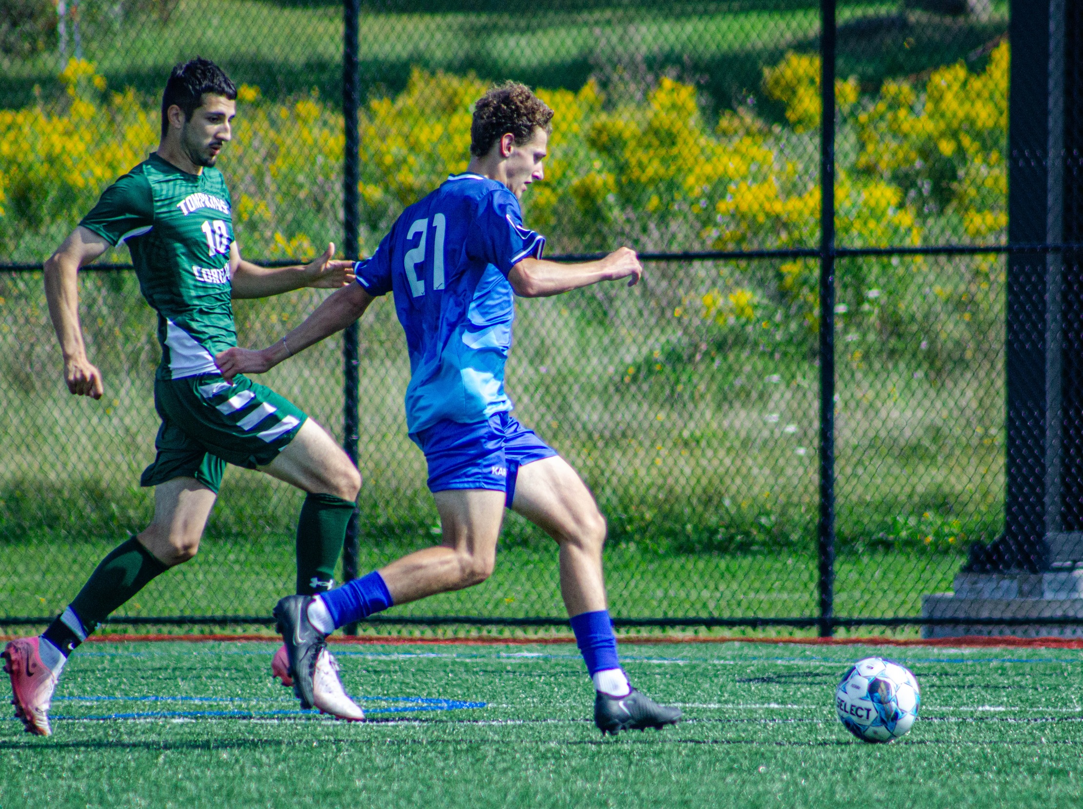 Men’s Soccer Extends Streak with Thrilling Comeback Win