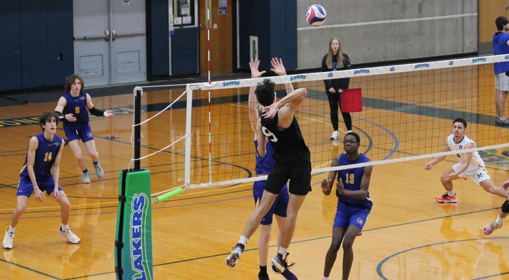 Men's Volleyball Wins 10th Straight to Improve to 22-3